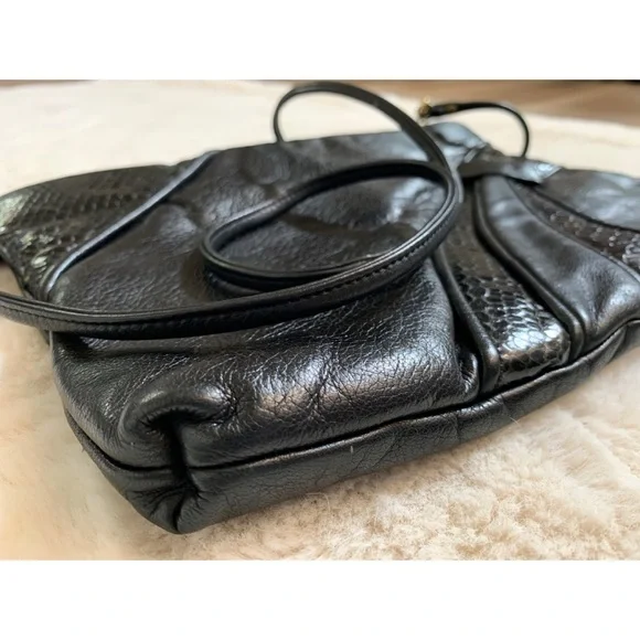 Designer black faux leather handbag. - Picture 8 of 11